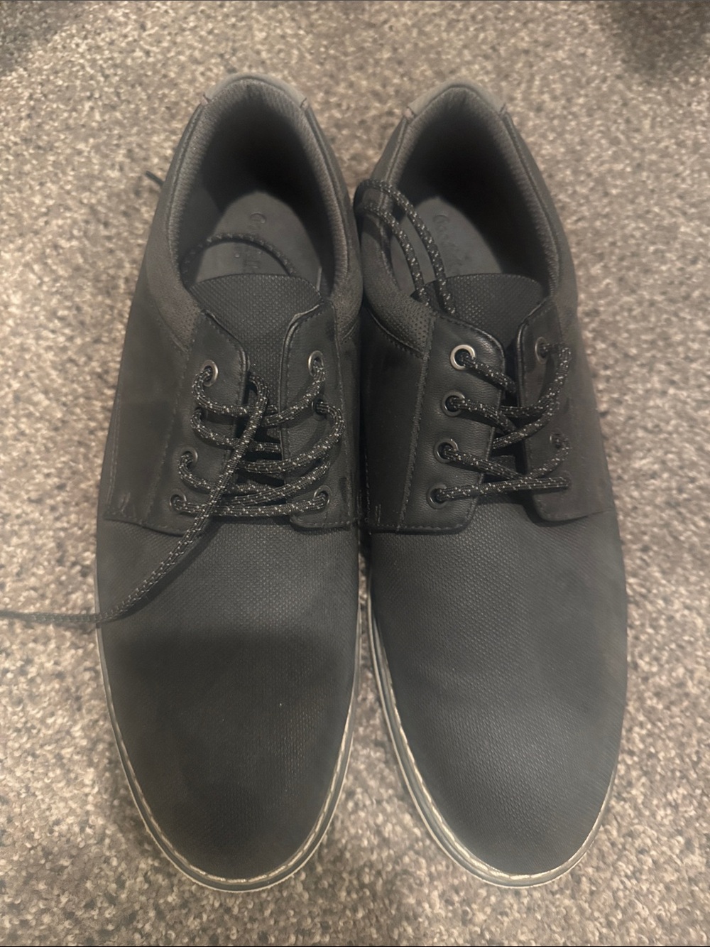 Men's Black Casual Lace-Up Sneakers